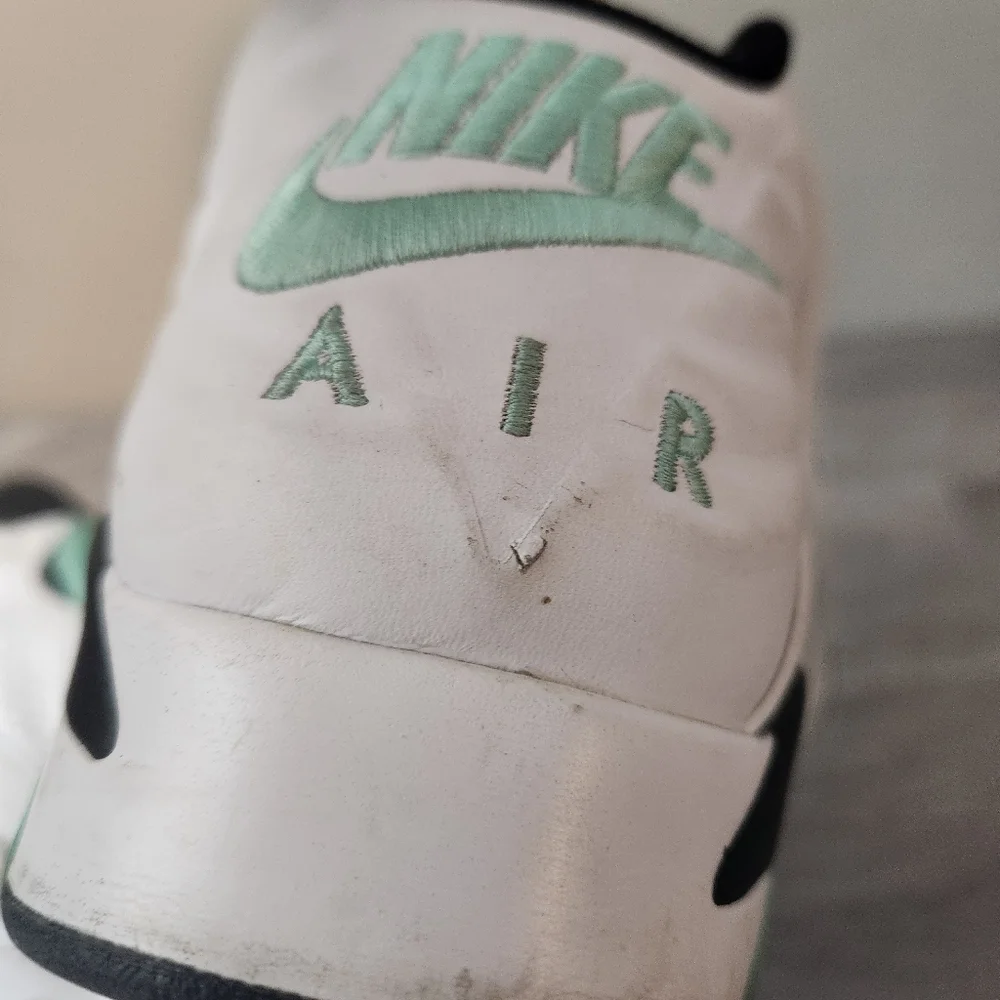 Nike Air Jordan MVP White‎ Green Black Size 9 Jumpman Leather Basketball Unisex